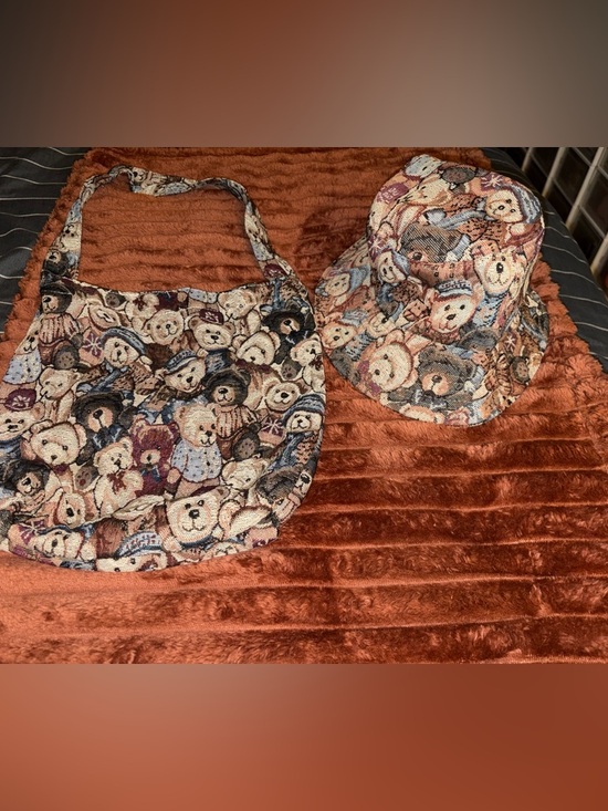 Accessories - Women’s Teddy-Print Bucket Hat and Shoulder Bag Set - Beige Brown